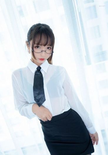 王多鱼打扑克高清视频